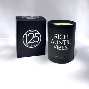 Rich Auntie Vibes Candle-Tobacco Flower & Vanilla